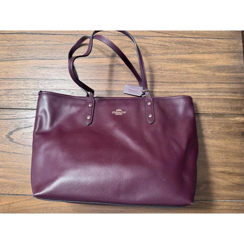 Coach Women's Leather Tote, Size‎ Medium, Burgundy